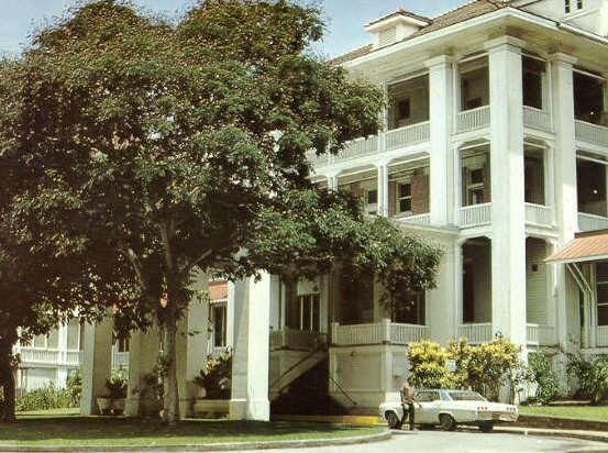 THotel.jpg